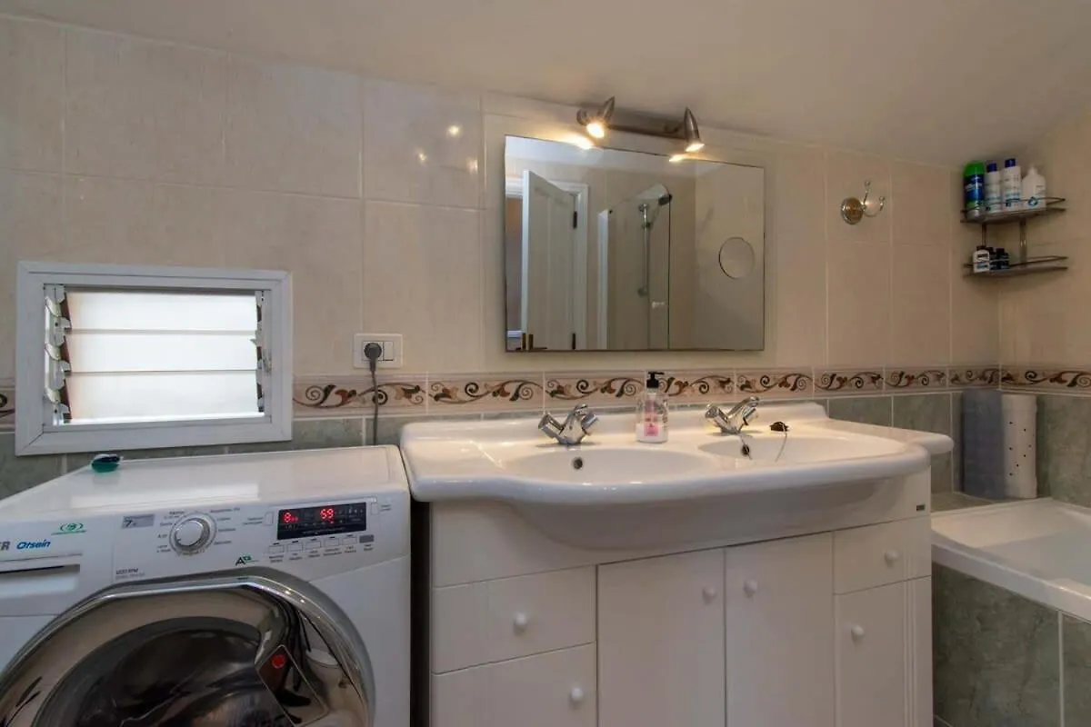 Tenerife Royal Gardens 19 - One Bed Front Line With Amazing Sea Views Playa de las Americas