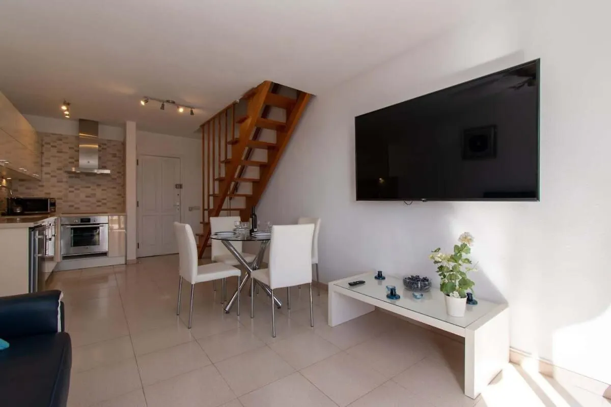 Tenerife Royal Gardens 19 - One Bed Front Line With Amazing Sea Views Playa de las Americas  Apartment Playa de las Americas (Tenerife)
