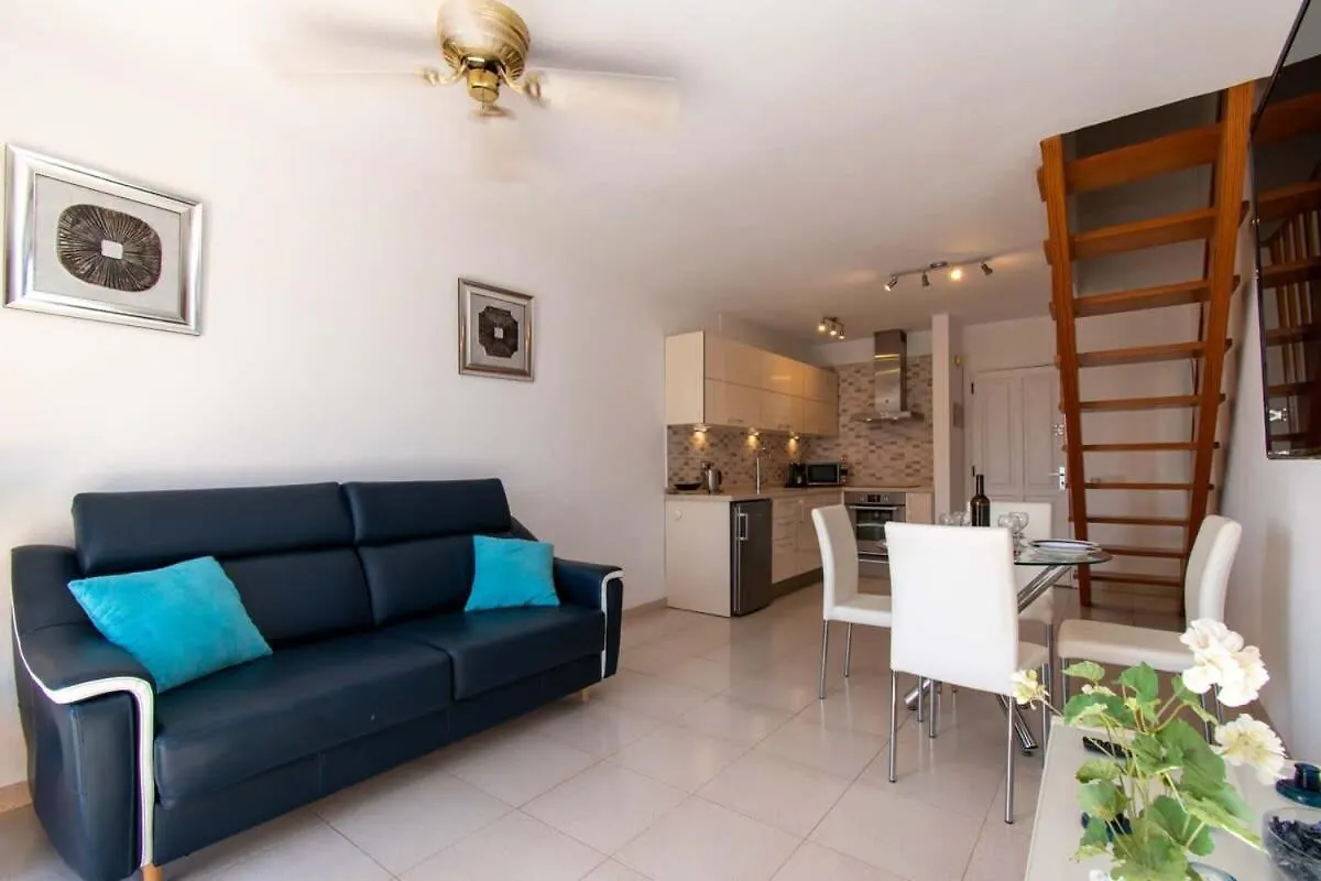 Apartment Tenerife Royal Gardens 19 - One Bed Front Line With Amazing Sea Views Playa de las Americas